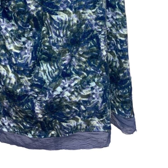 SIMPLY VERA TOP | ABSTRACT BLUE, BLACK, WHITE | RAW EDGE | CREW NECK | XL - Picture 7 of 8